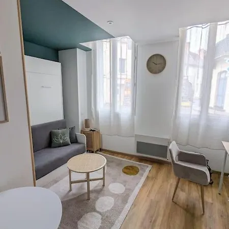 Apartment Le Moderne Centre Parking Gratuit Montlucon